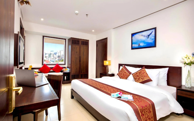 Edele Hotel
