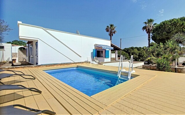 Sal003 in Pescoluse With 2 Bedrooms and 2 Bathrooms