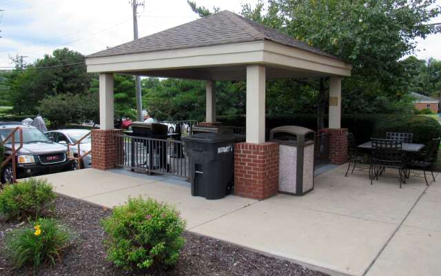 Sonesta Simply Suites Columbus Airport Gahanna