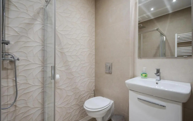 BpR Ethereal Panoramic Suite with A/C & balcony