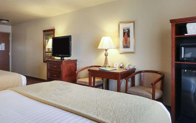 Comfort Inn & Suites