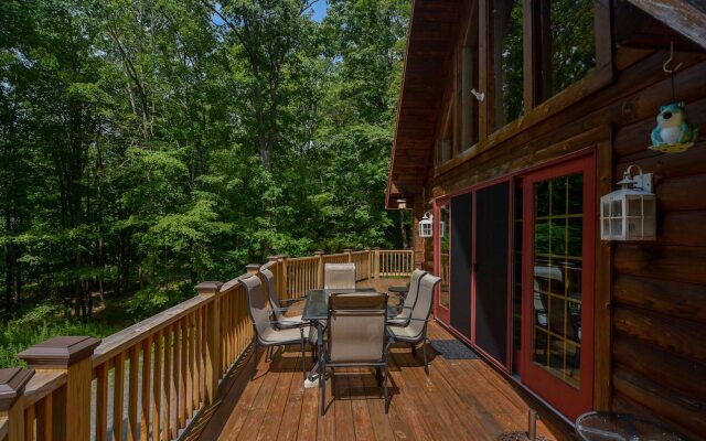 Rock Lodge Cabin 4 Bedroom House