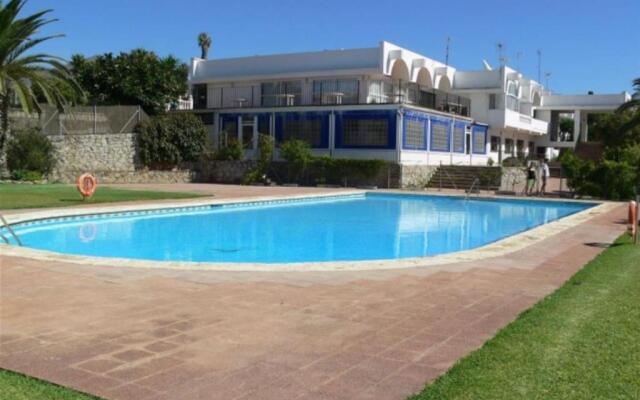 Estepona Frontline Beach Homely 3 bedrooms duplex with amazing views