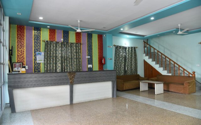 Hotel Shri Dev