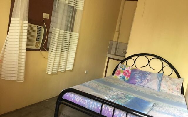 MPD Backpackers Coron