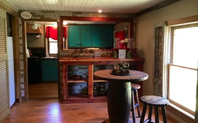 The Lucky Penny Lodge