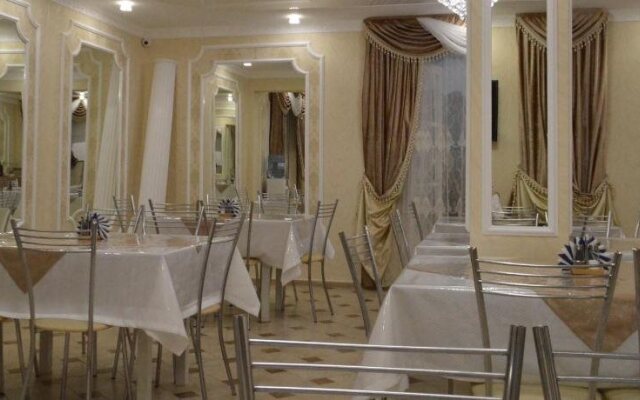 Hotel Avallon