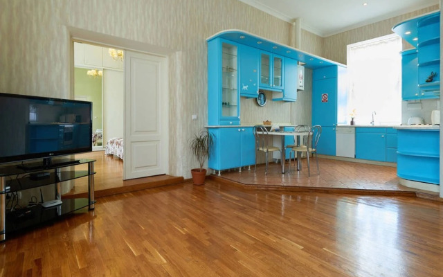 Home-Hotel Bohdana Hmelnitskogo 29-2