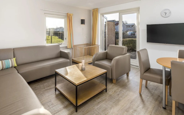 Child-friendly Bungalow, 500 m From the Beach