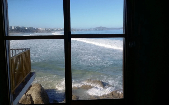 8 Thera 29 Self catering