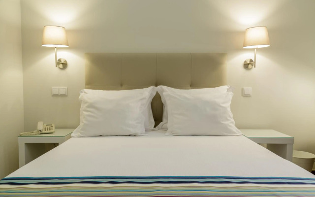 Porto Domus Hotel