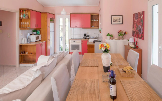 Τhree Storey Villa with Infinity Pool