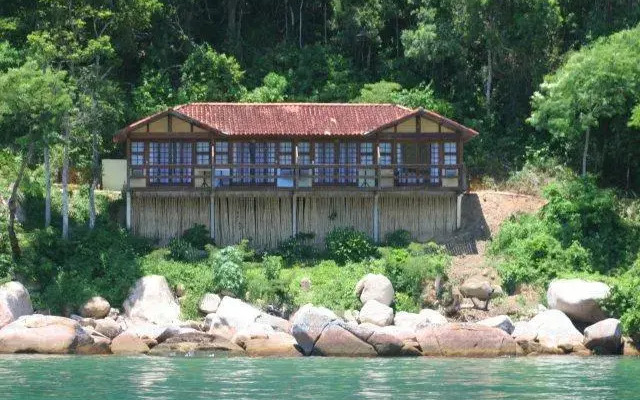 Pousada Praia da Camiranga