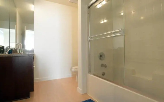 Beach City Suite
