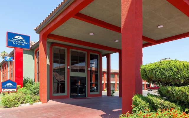 Ramada Limited Bakersfield Central