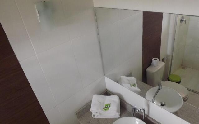 Hotel Amendoeiras Praia