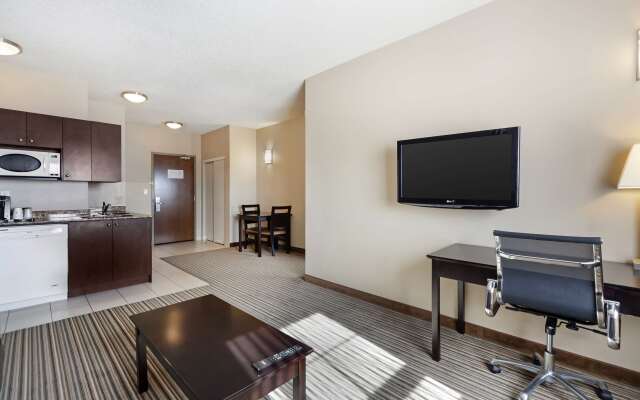 Best Western Plus Peace River Hotel & Suites