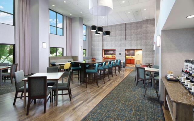 Hampton Inn & Suites Tucson East/Williams Center