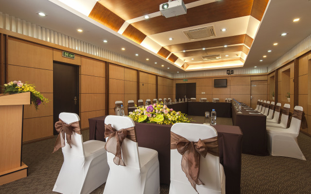 Vien Dong Hotel