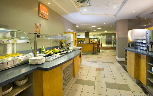 Holiday Inn Express Droitwich Spa, an IHG Hotel