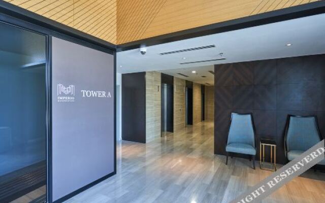 OYO Home 935 Breathtaking Studio Imperio Residence