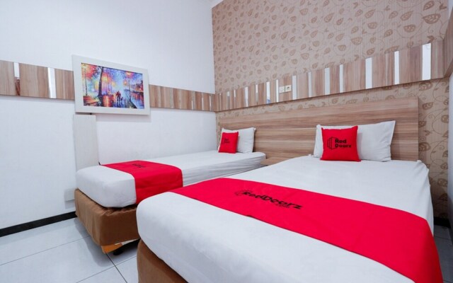 Omah Seroja Guesthouse