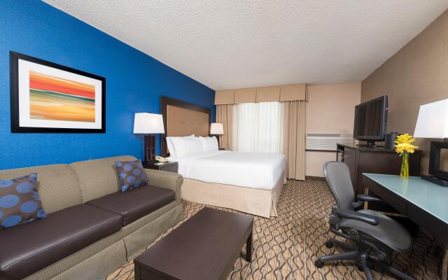 Holiday Inn Chicago - Elk Grove, an IHG Hotel