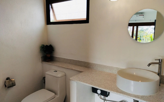 Canary Guesthouse
