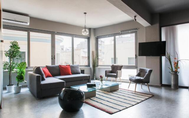Artists’ favorite Spacious Loft near Acropolis!!