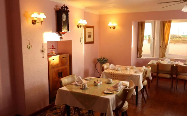 Cherry Tree Hotel