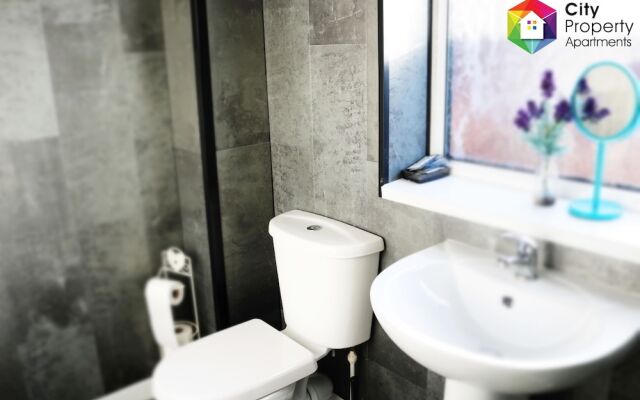 City property - Stanton Apartment