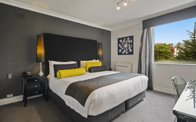 The Hydro Majestic Hotel – Guest Rooms – Sydney