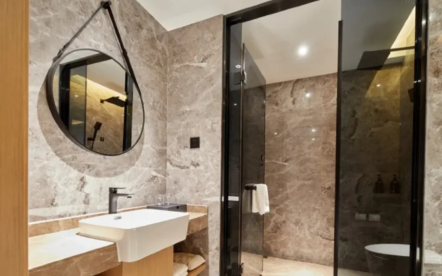 Maison New Century Hotel CangHai Ningbo