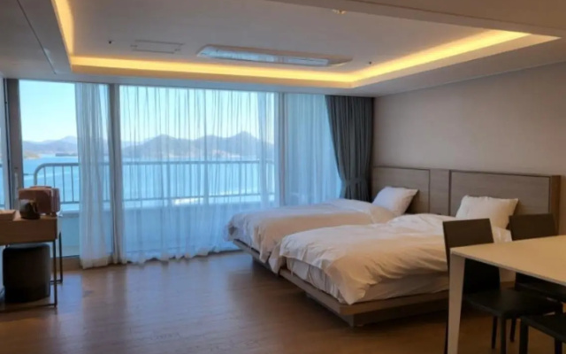 Chungmu Kumho Resort