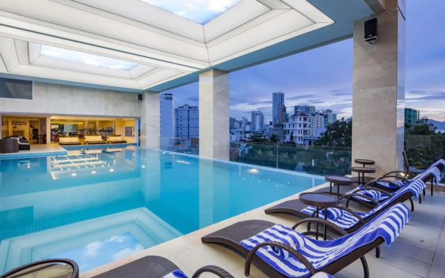 Dendro Gold Apartment