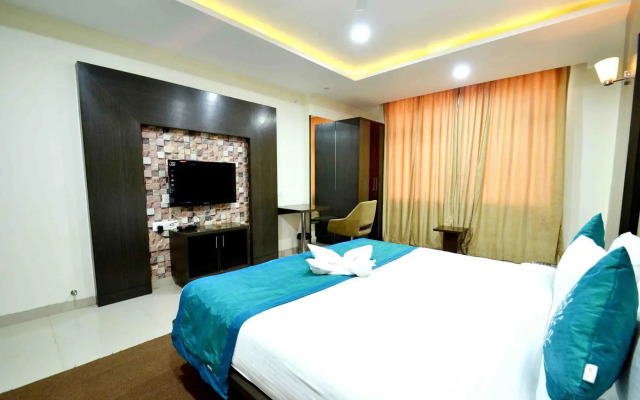 OYO Premium Alankar Circle