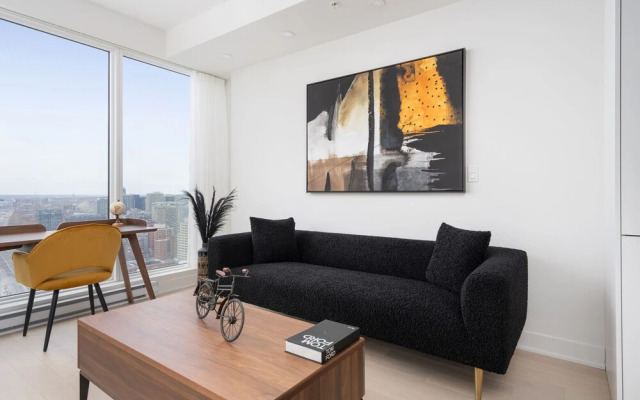 Designer 1BR plus Study Suite