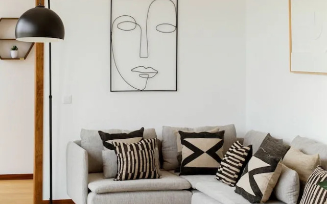 Troya Regal Villa By Cadenzalux