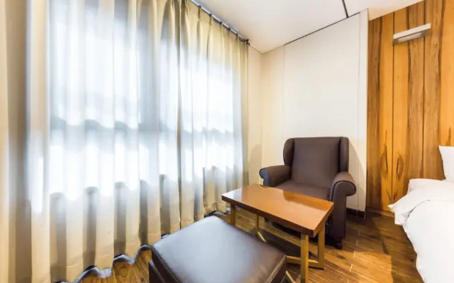 F HOTEL Yeongdeungpo