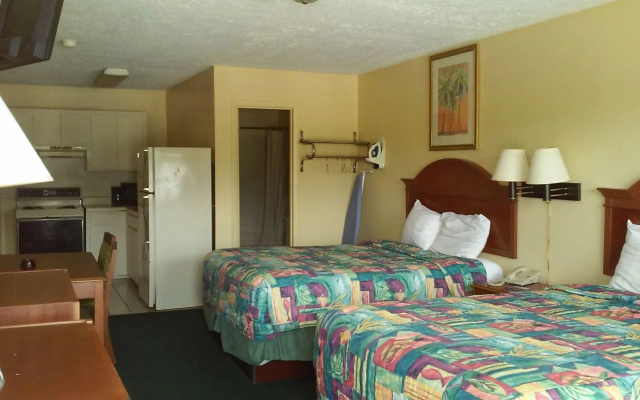Summer Breeze Motel