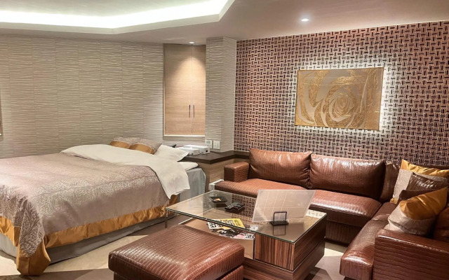 Hotel Crystal Gate Nagoya (Adult Only)