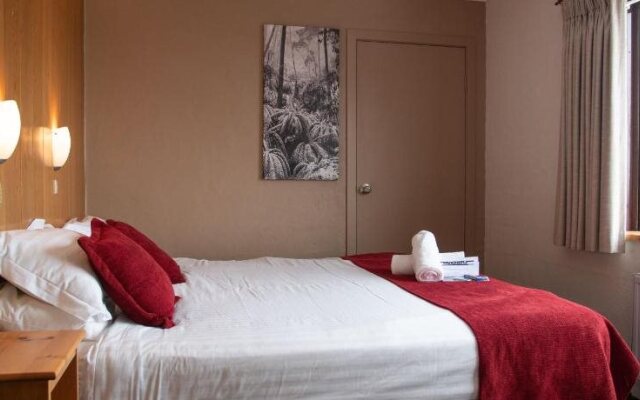 Trackers Falls Creek Lodge Accommodation