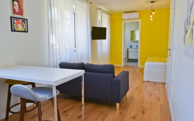 ✦ The Muse Apartment II