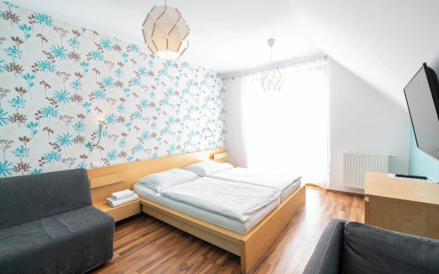 Hotel Garni Pod Skalkou