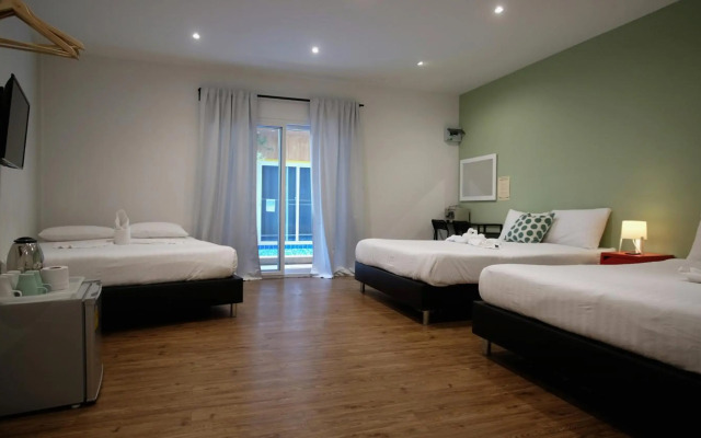Resort V - MRT Huai Khwang