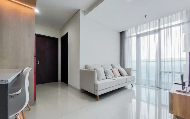 Cozy And Modern Look 2Br At Brooklyn Alam Sutera Apartment