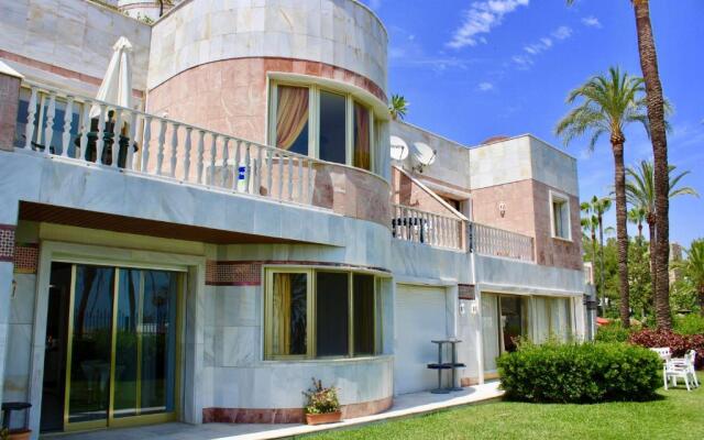 Puerto Banus 2 bedrooms Oceanfront C
