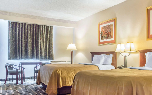 Quality Inn & Suites Palm Island Indoor Waterpark
