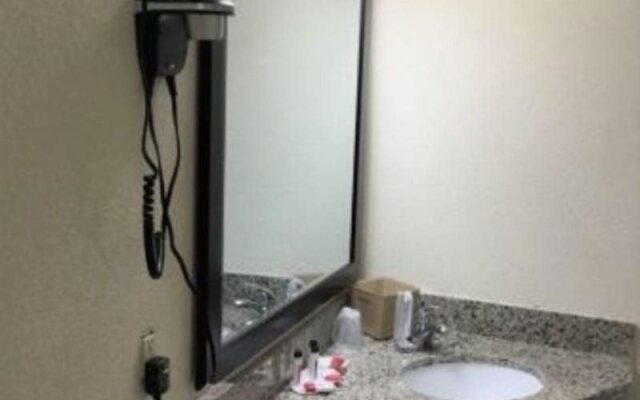 Baymont By Wyndham Florence Cincinnati