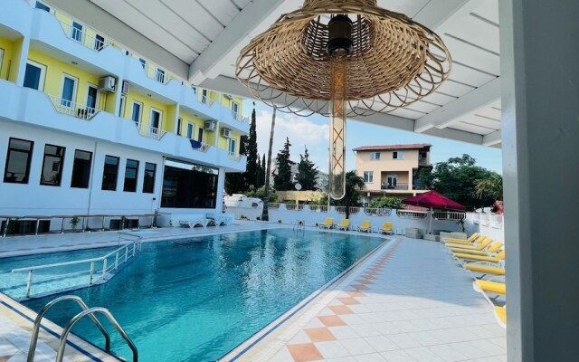 Akar Palace Resort Hotel